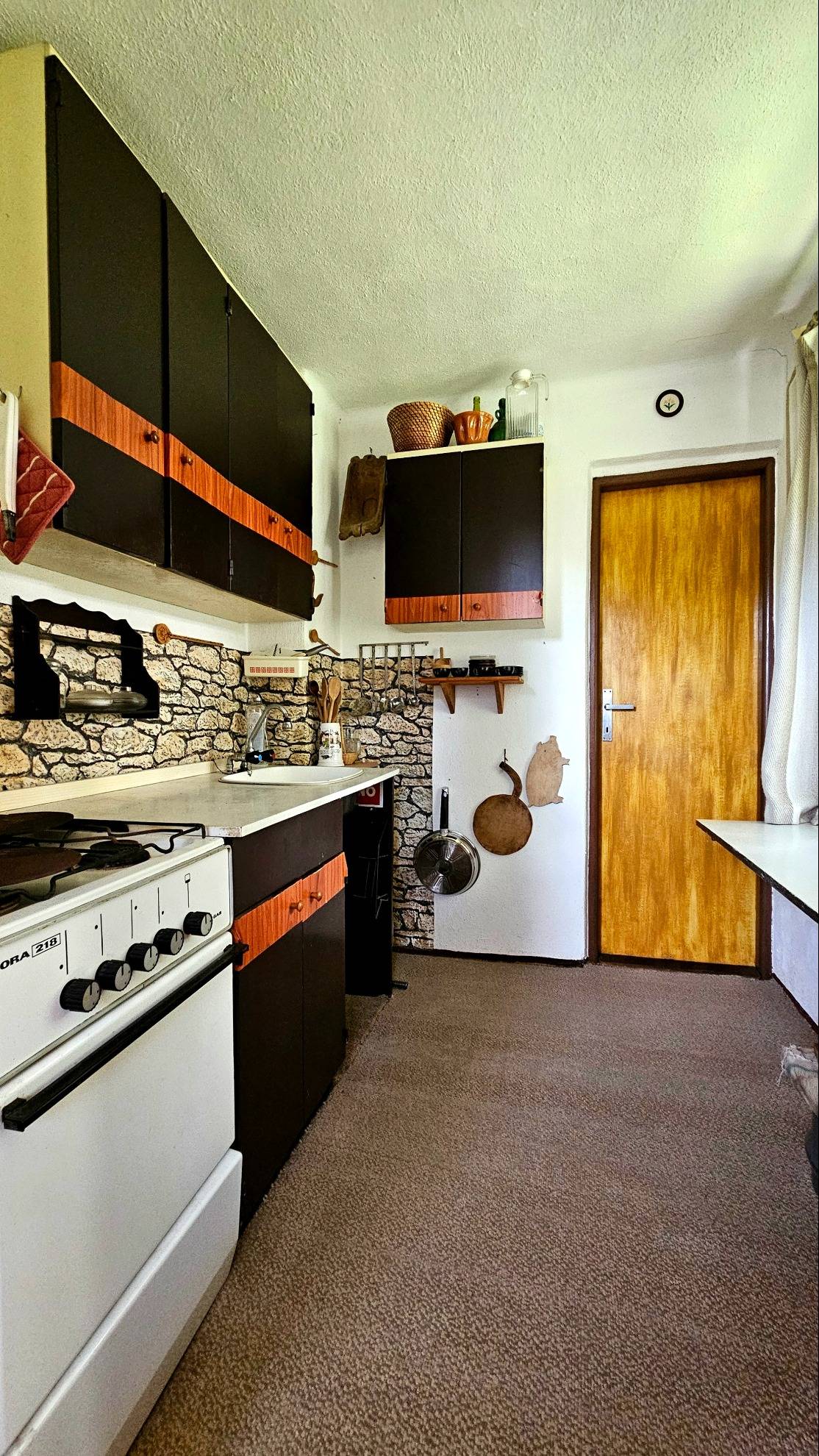 Na predaj rekreačná chata v lese, obec Poproč, ZNÍŽENÁ CENA !!! - 17