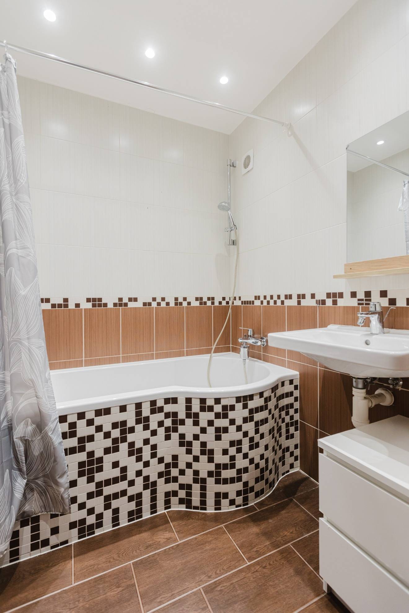 Exkluzívny 3-izbový byt po kompletnej rekonštrukcii na sídlisku KVP – Janigova ulica, Košice - kopia - 26